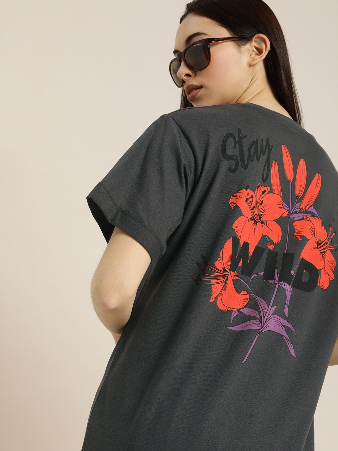 

DILLINGER Women Charcoal Grey Back Printed Round Neck Longline Oversized Pure Cotton T-shirt