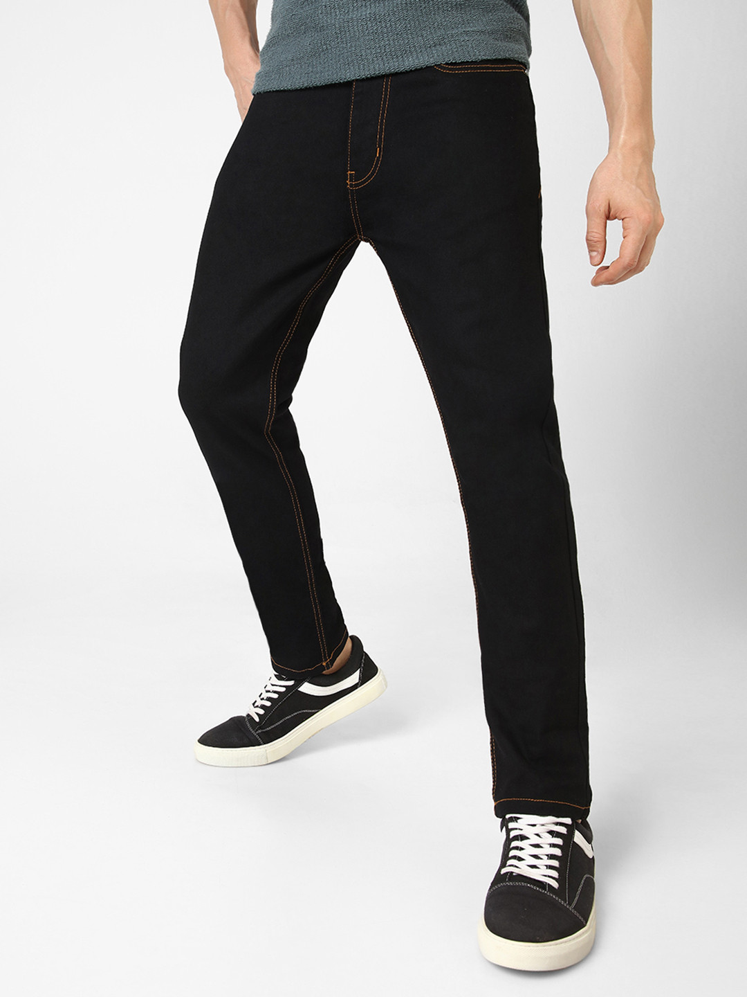 

Urbano Fashion Men Black Slim Fit Mid-Rise Clean Look Stretchable Jeans