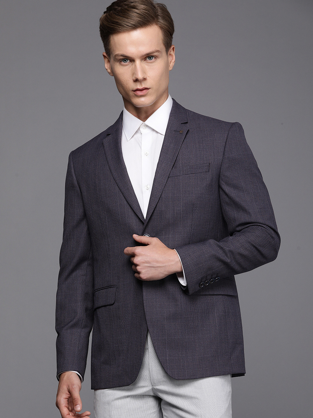 

Louis Philippe Men Navy Blue Self Design Slim Fit Single Breasted Formal Blazer