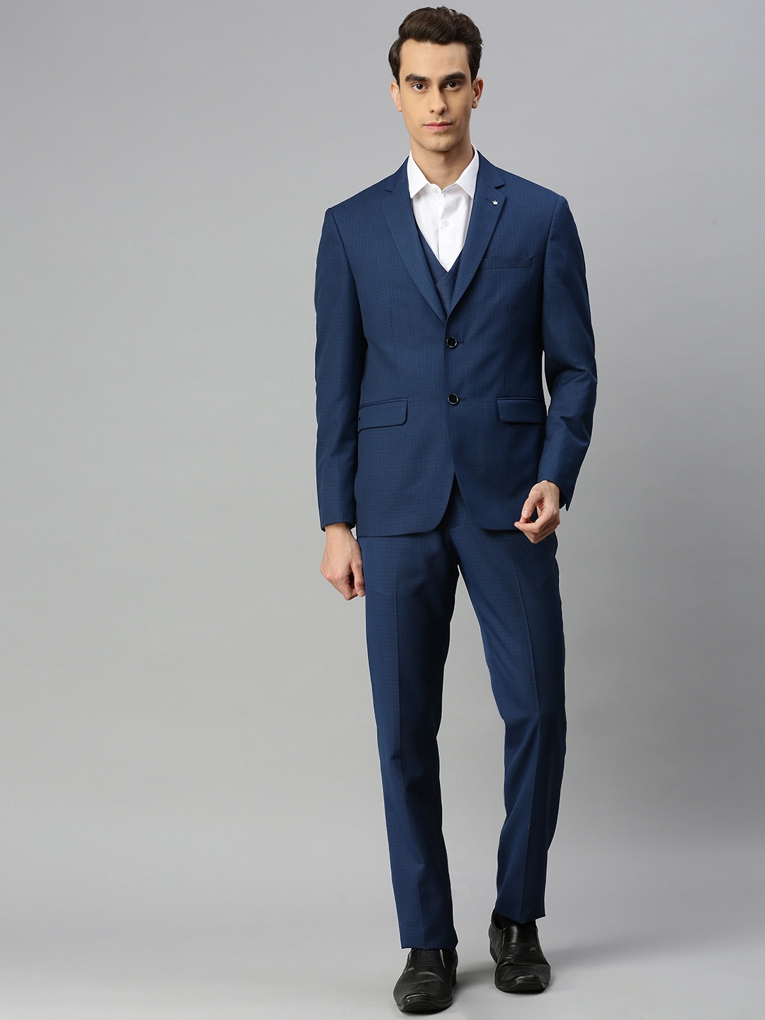 

Louis Philippe Men Navy Blue Striped Slim Fit Single-Breasted Formal Suit