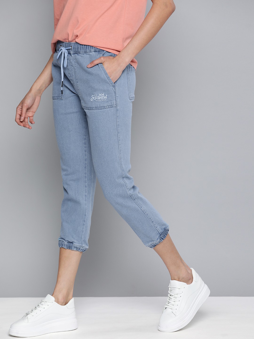 

Harvard Women Blue Straight Fit Mid-Rise Clean Look Cropped Stretchable Jeans