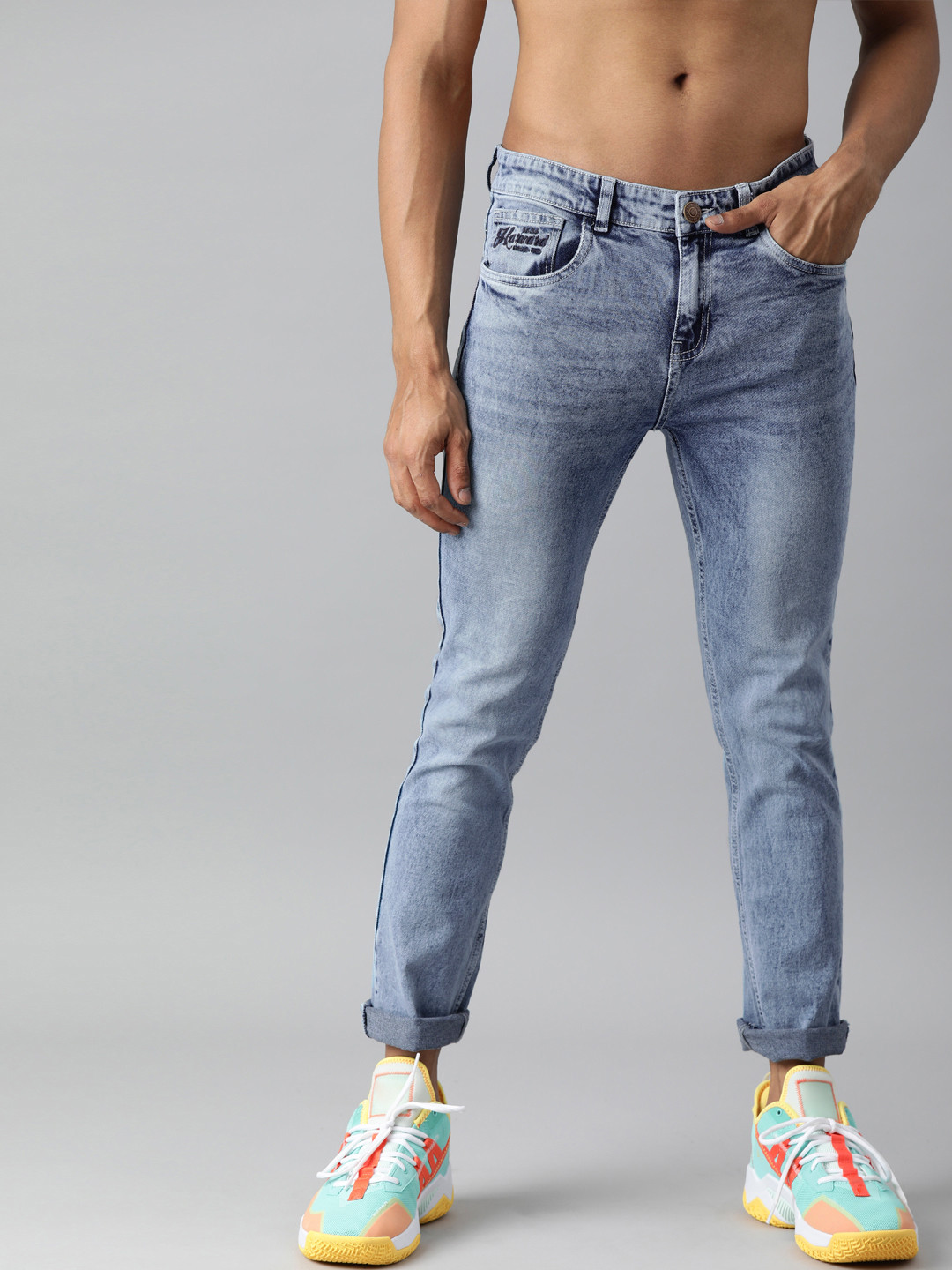 

Harvard Men Blue Slim Fit Heavy Fade Stretchable Jeans