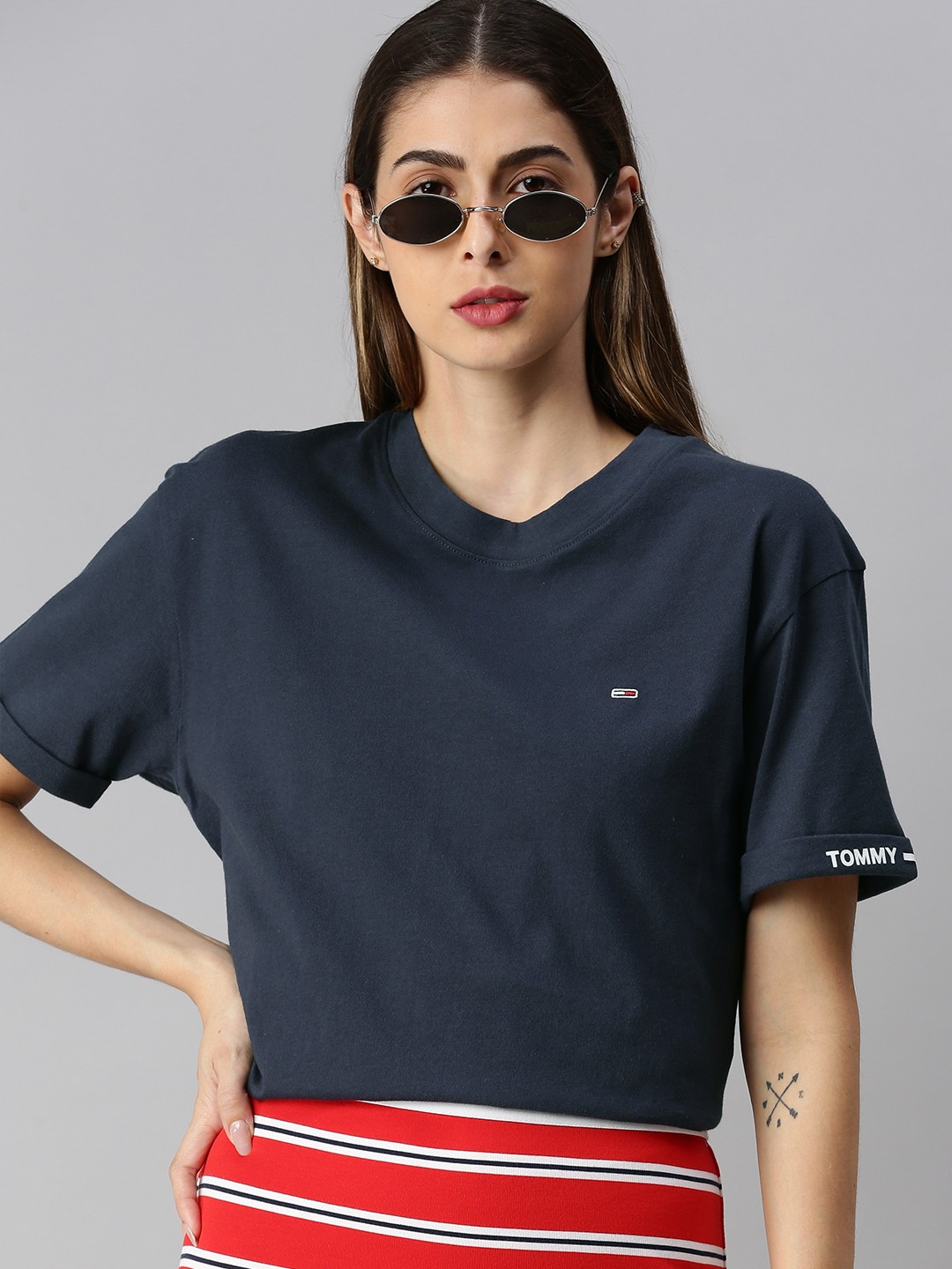 

Tommy Hilfiger Women Navy Blue Solid Round Neck Pure Cotton T-shirt