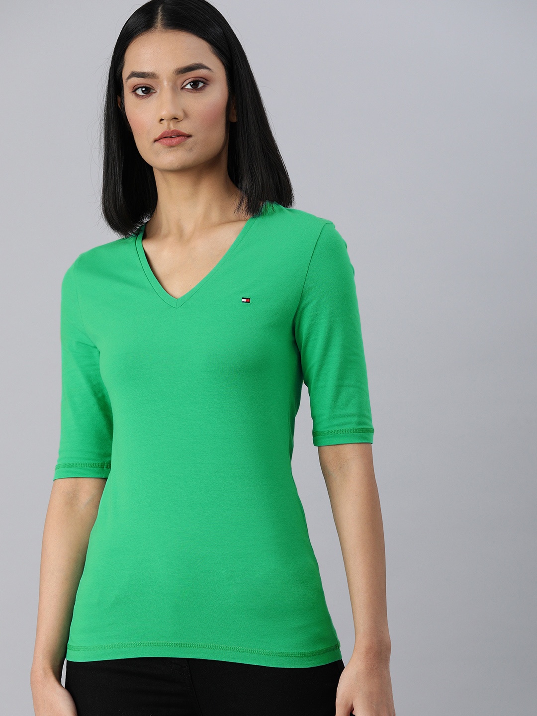

Tommy Hilfiger Women Green Solid V-Neck T-shirt