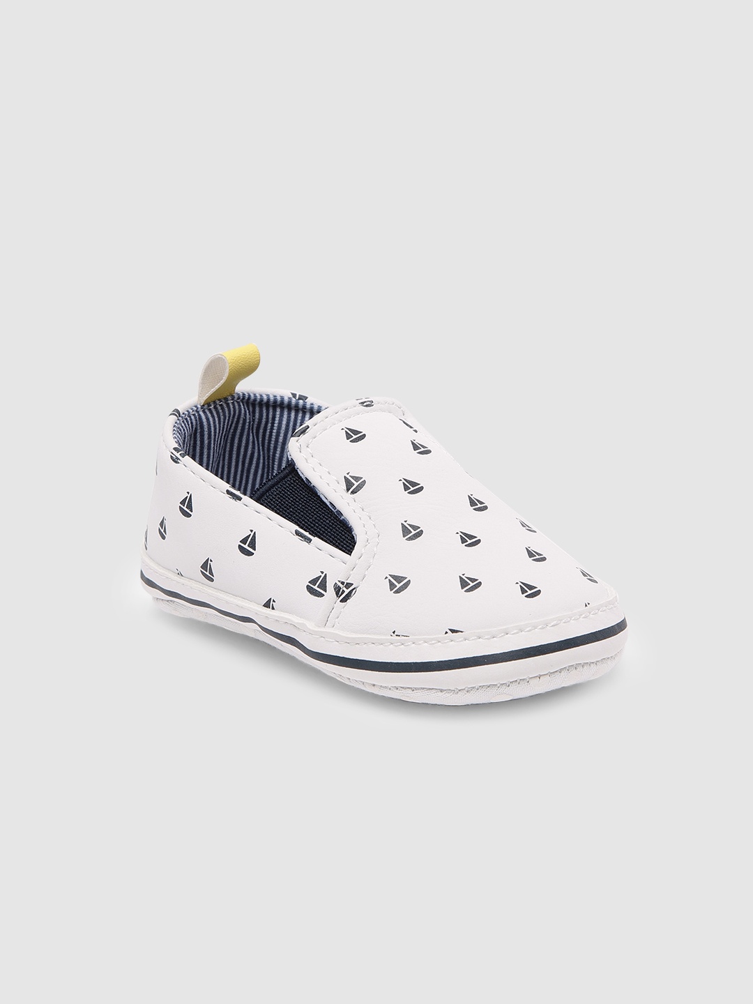 

mothercare Infant Girls White Printed Booties