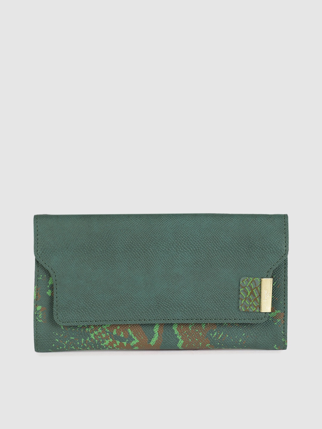 

Baggit Women Green Animal Textured Three Fold Wallet