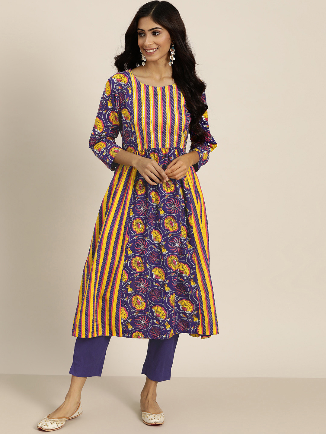 

Sangria Women Purple & Yellow Ethnic Motifs Printed Pure Cotton Kurta with Trousers