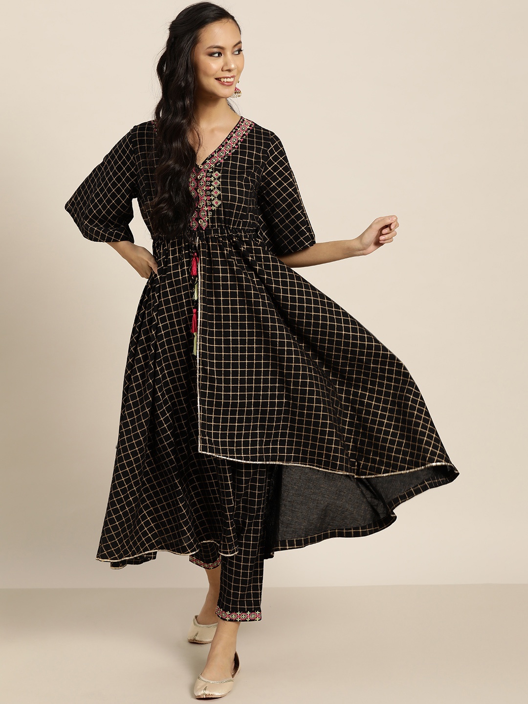

Sangria Women Black & Golden High Slit Thread Work Pure Cotton Kurta with Trousers