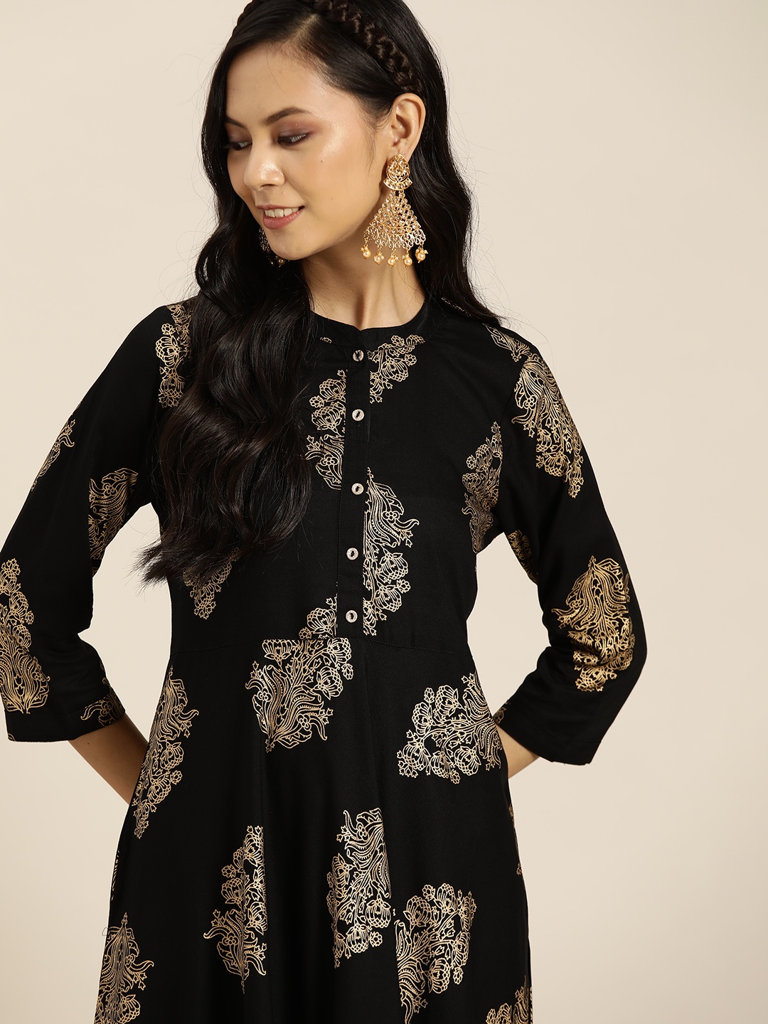 

Sangria Women Black & Golden Ethnic Motifs Print Anarkali Kurta