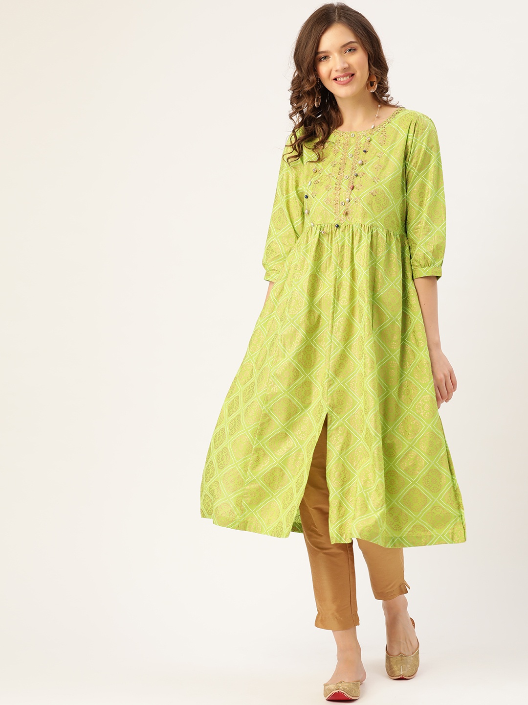 

Sangria Women Green & Golden Bandhani Printed Kurta