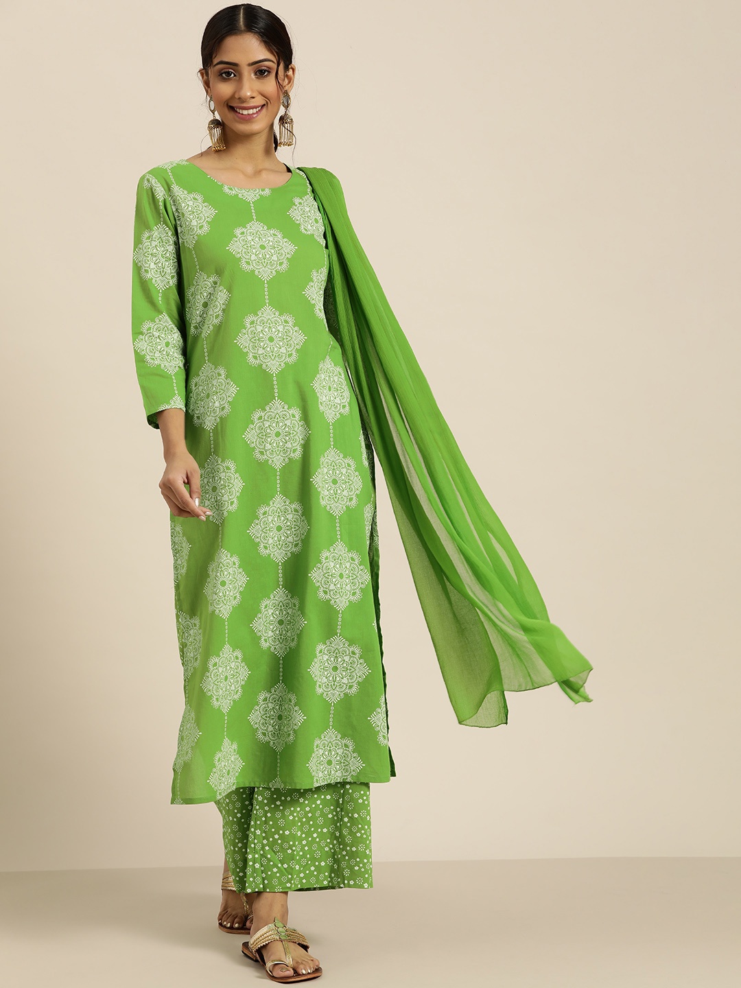 

Sangria Women Green & White Ethnic Motifs Pure Cotton Kurta with Palazzos & Dupatta