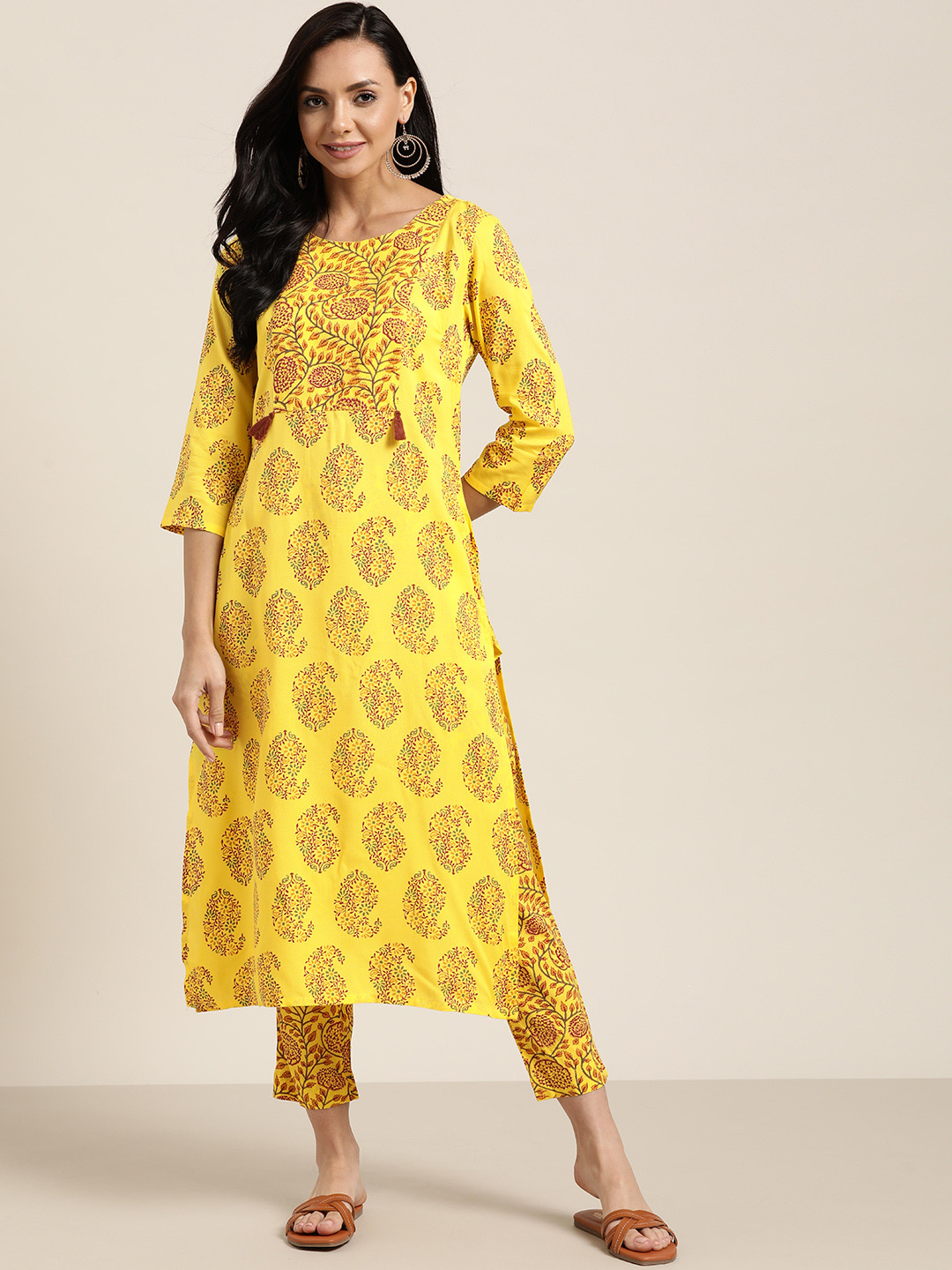 

Sangria Women Yellow & Red Paisley Printed Kurta with Trousers