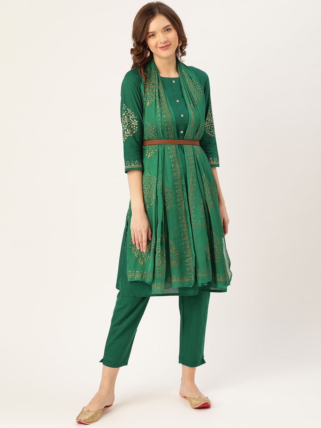 

Sangria Women Green Solid Pure Cotton Kurta with Trousers & With Dupatta