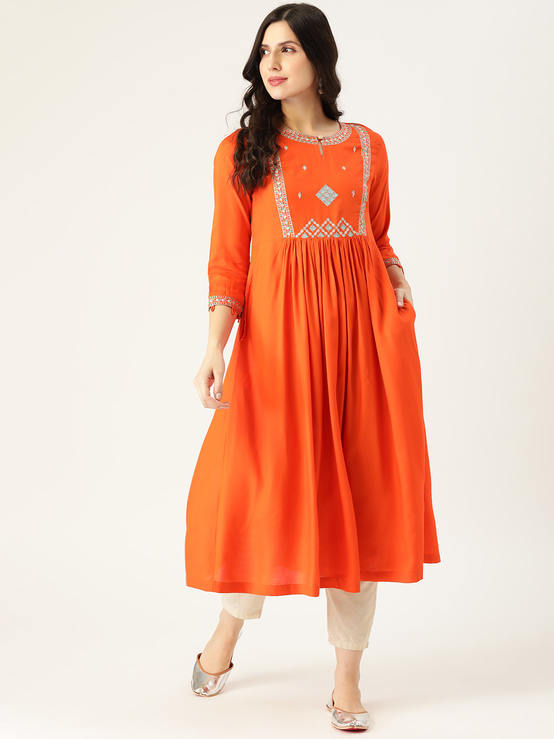 

Sangria Women Orange Floral Yoke Design Thread Work Pure Cotton Kurta