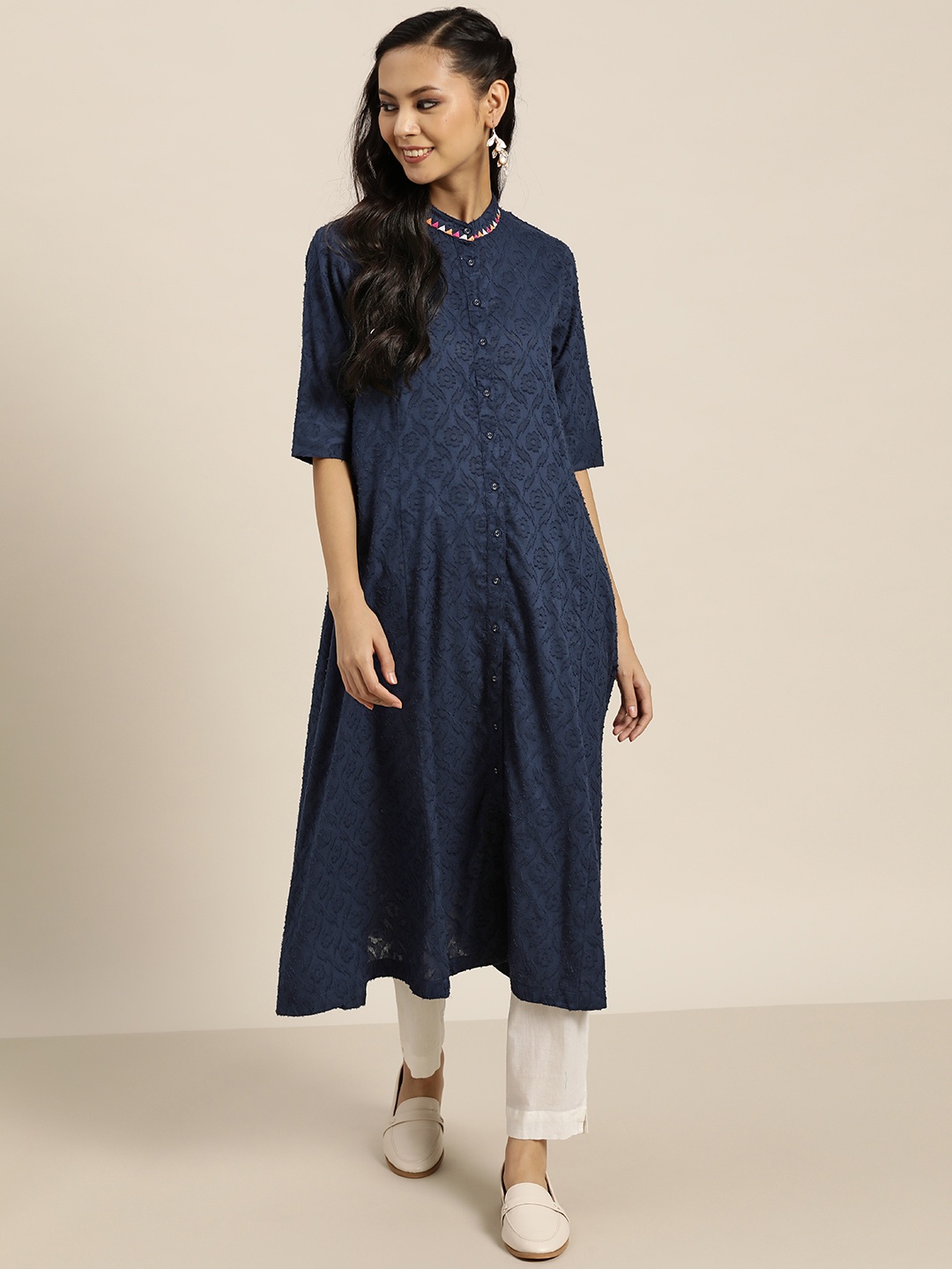 

Sangria Women Navy Blue Ethnic Motif Woven Design Cotton Panelled Anarkali Kurta