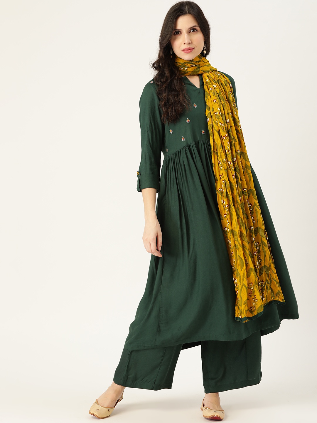 

Sangria Women Green Ethnic Motifs Embroidered Thread Work Kurta with Palazzos & Dupatta