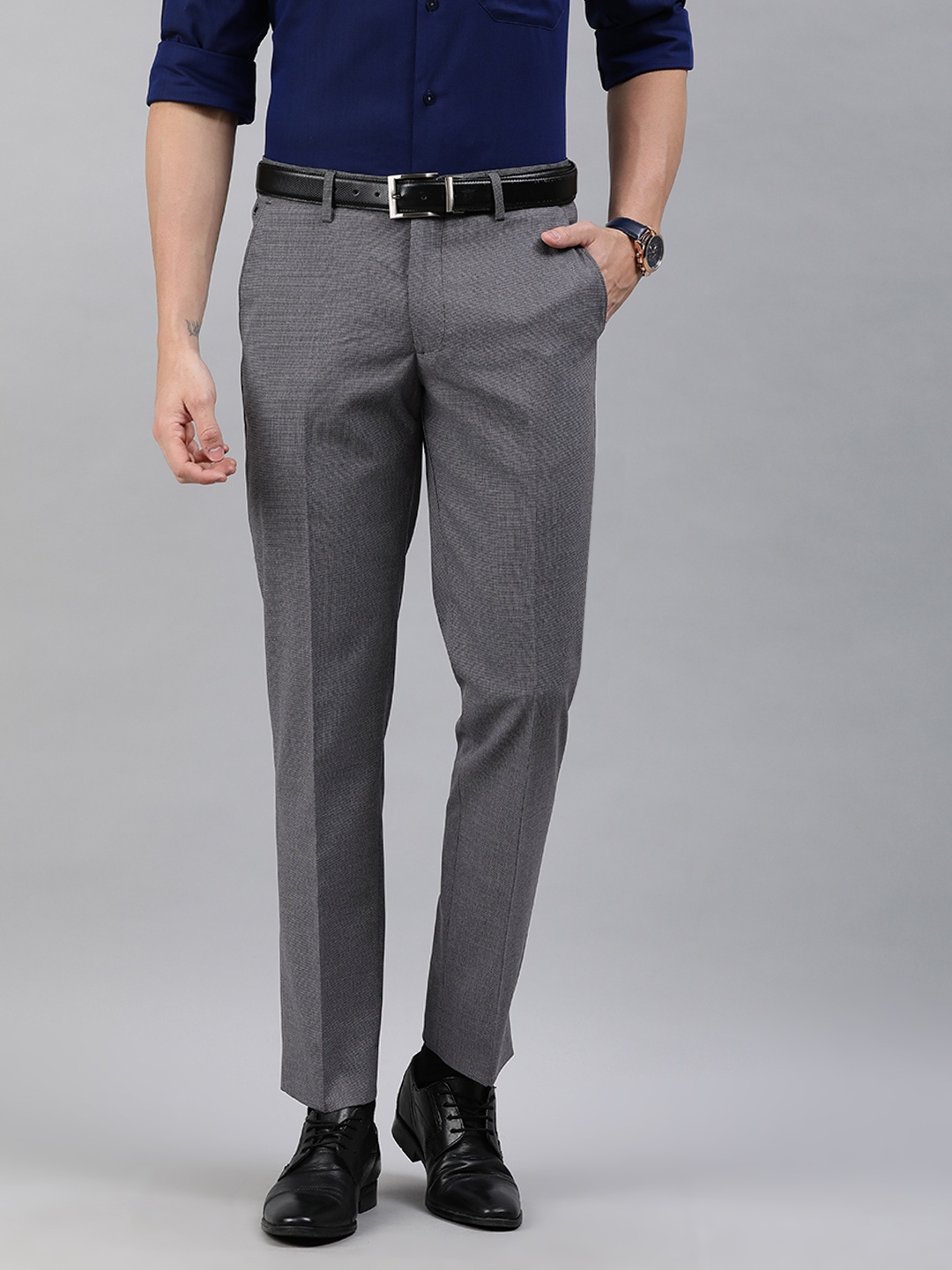 

Louis Philippe Men Grey & Black Slim Fit Printed Formal Trousers