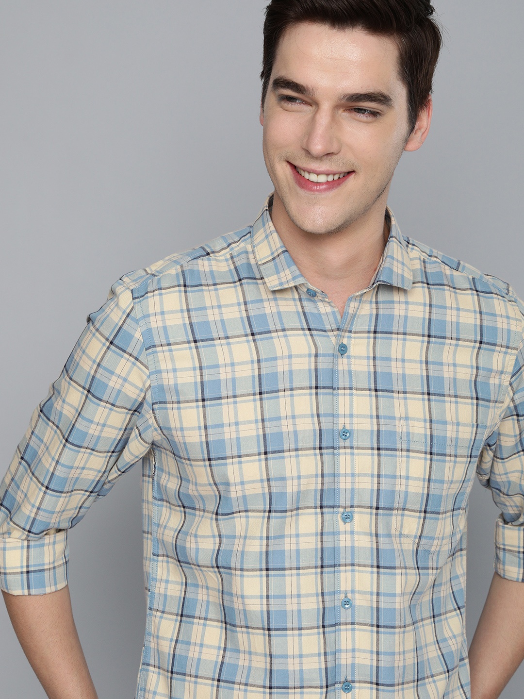 

Mast & Harbour Men Blue & Beige Tartan Checks Pure Cotton Casual Shirt