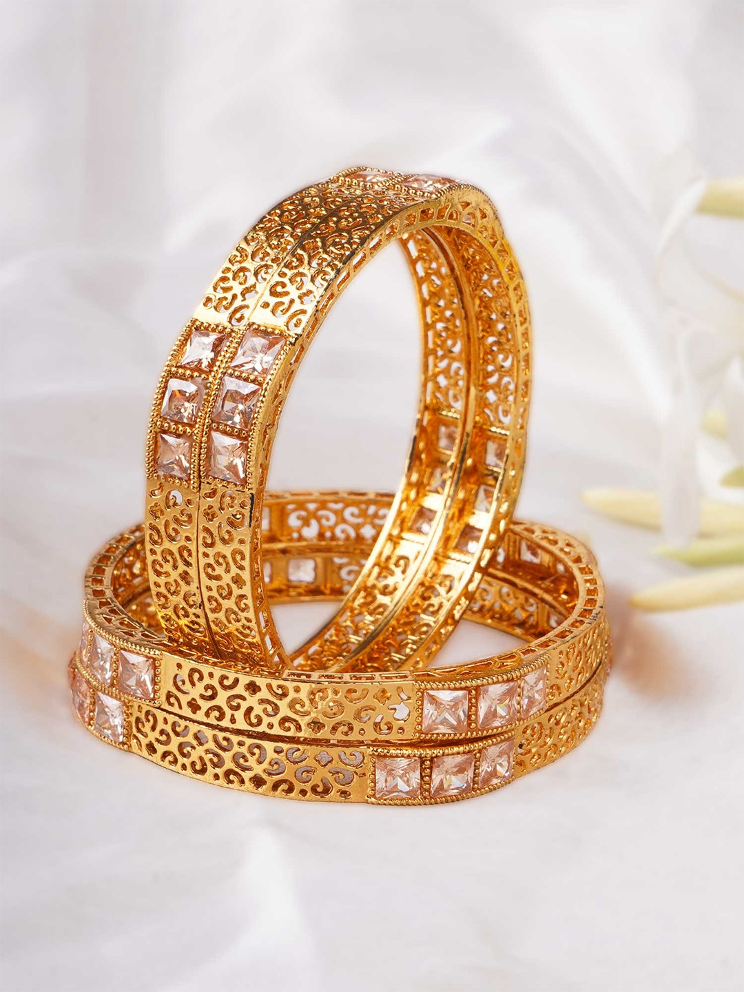 

Adwitiya Collection Set of 4 24CT Gold-Plated & Beige Stone-Studded Handcrafted Bangles