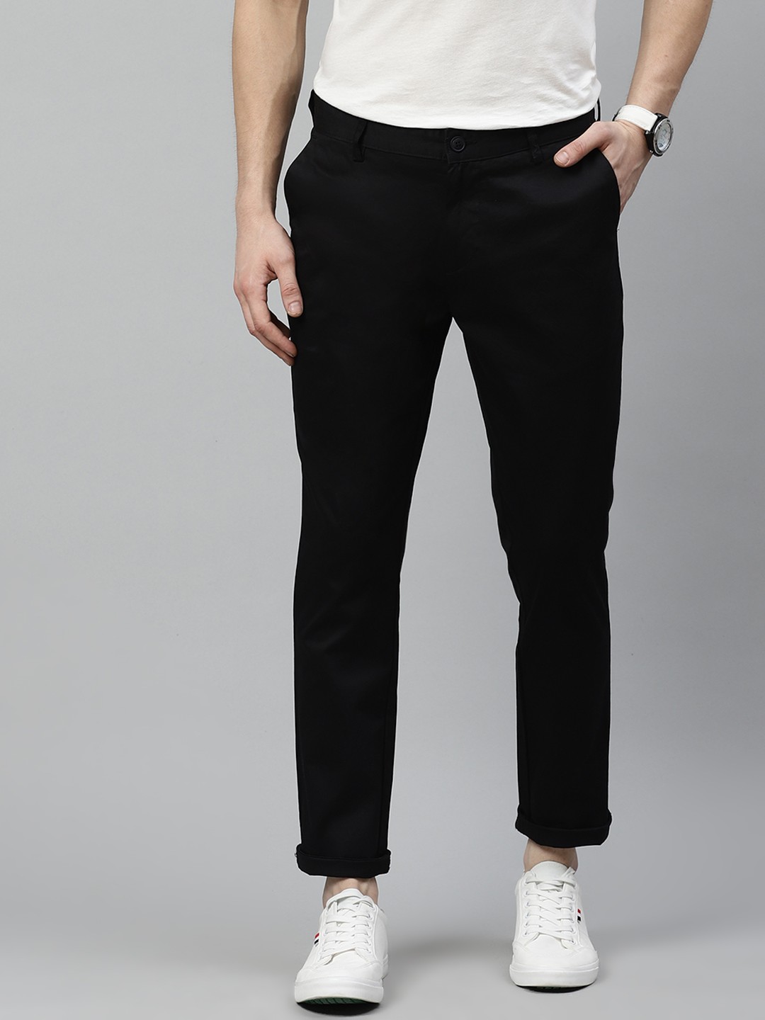 

Mast & Harbour Men Black Regular Fit Solid Regular Trousers