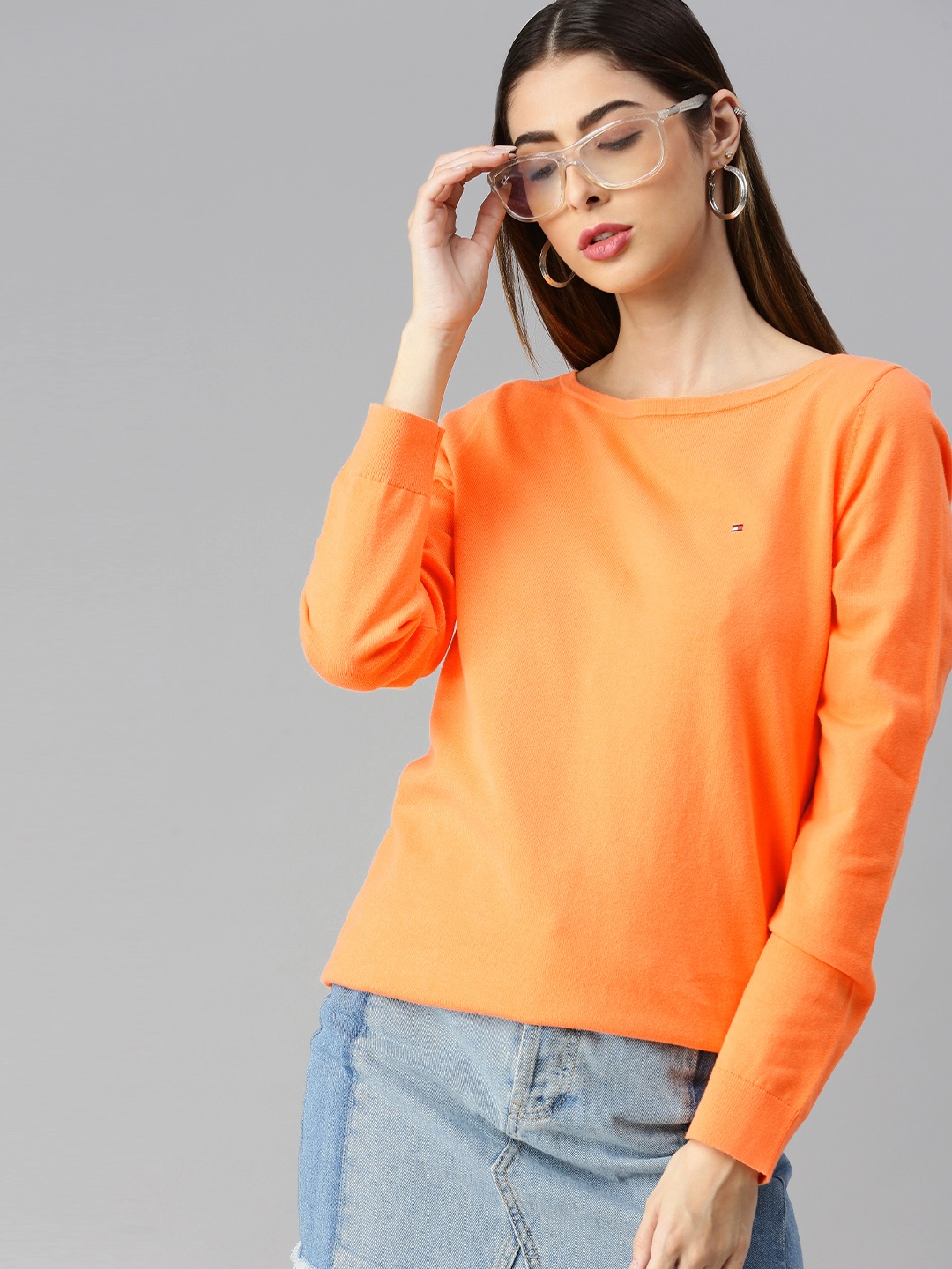 

Tommy Hilfiger Women Orange Solid Pullover Sweater