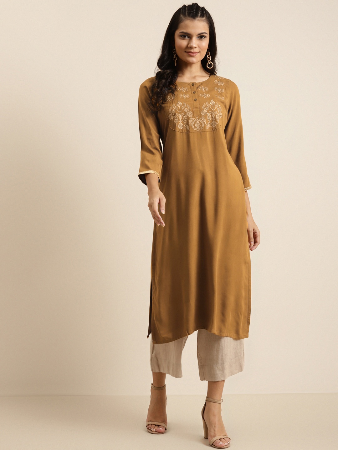 

Shae By Sassafras Women Mustard Brown & Golden Ethnic Motifs Yoke Design Liva Kurta