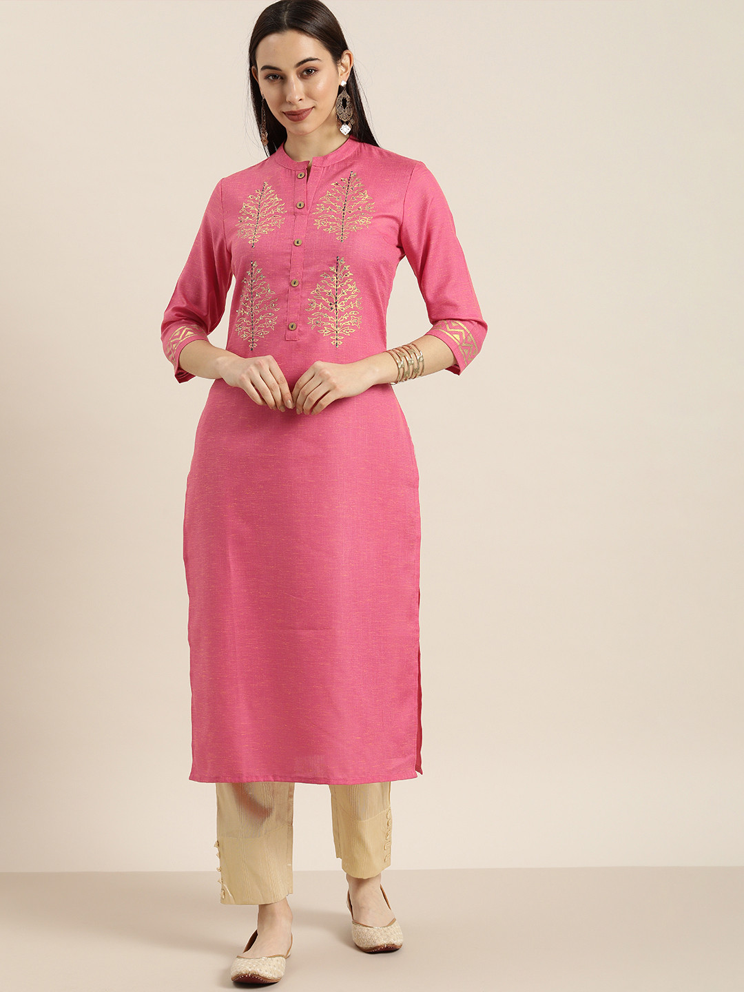 

KSUT Women Pink & Gold-Toned Floral Sequins Floral Kurta