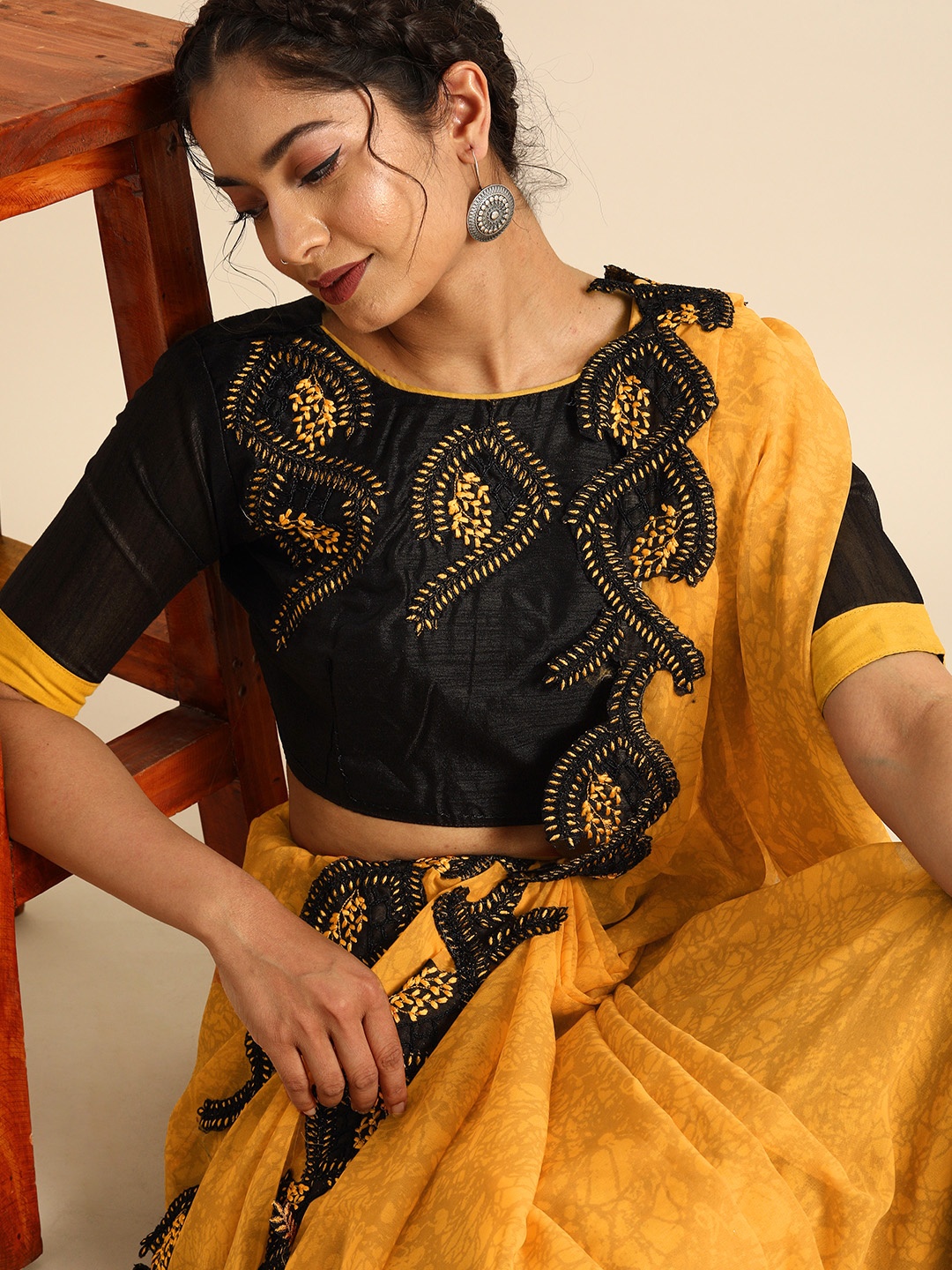 

Sangria Mustard Yellow Dyed Pure Georgette Saree