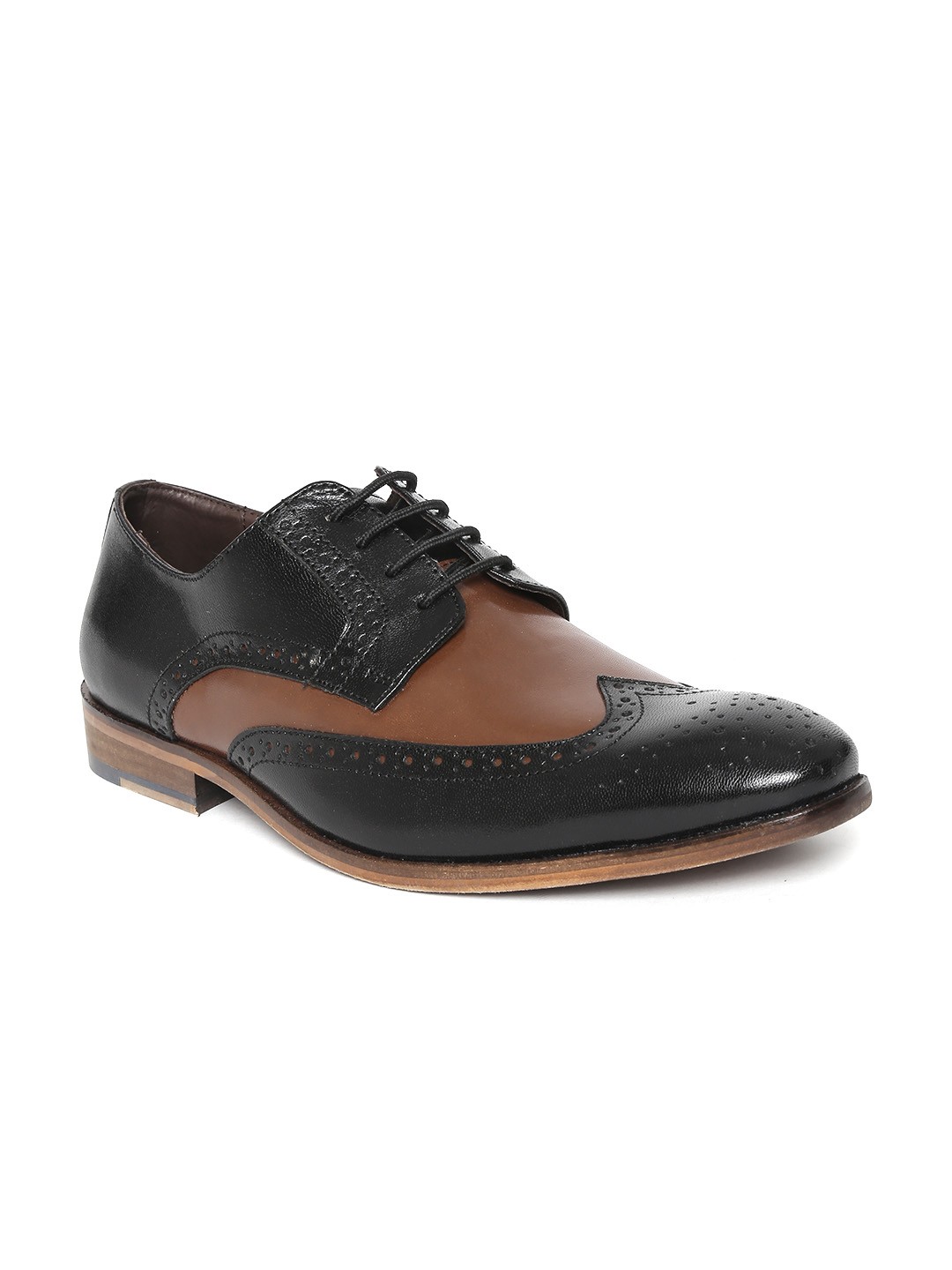

San Frissco Men Black Brogues