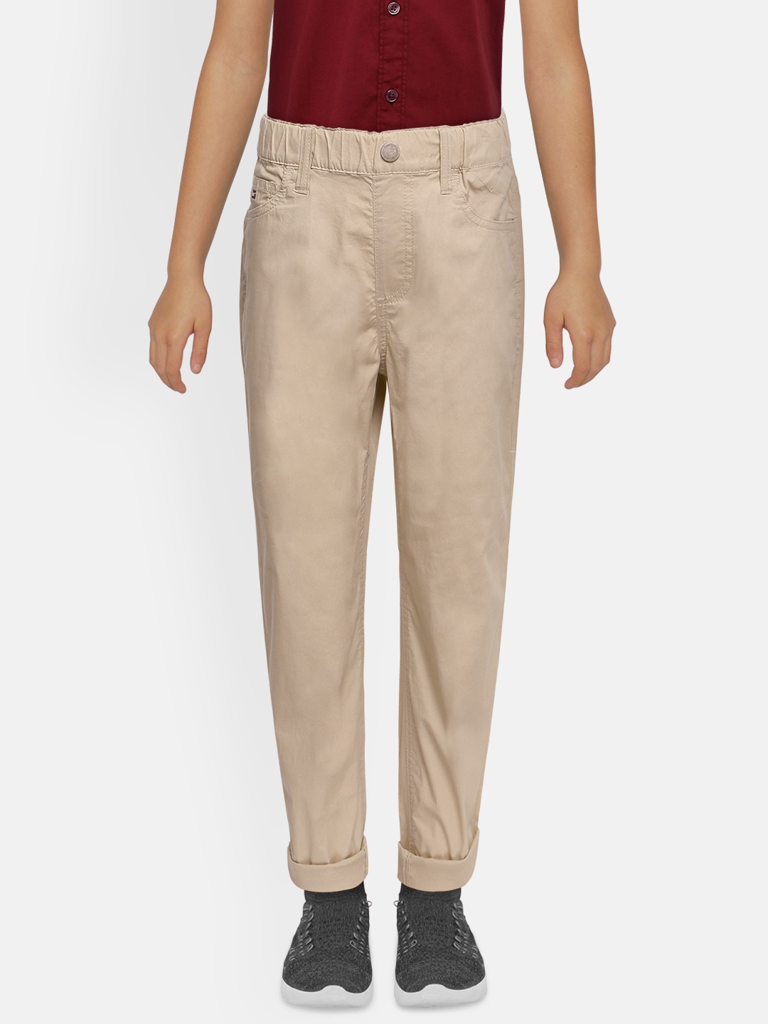 

Tommy Hilfiger Boys Beige Straight Fit Solid Chinos