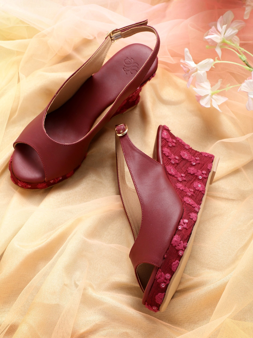 

House of Pataudi Women Maroon Handcrafted Peeptoe Wedges