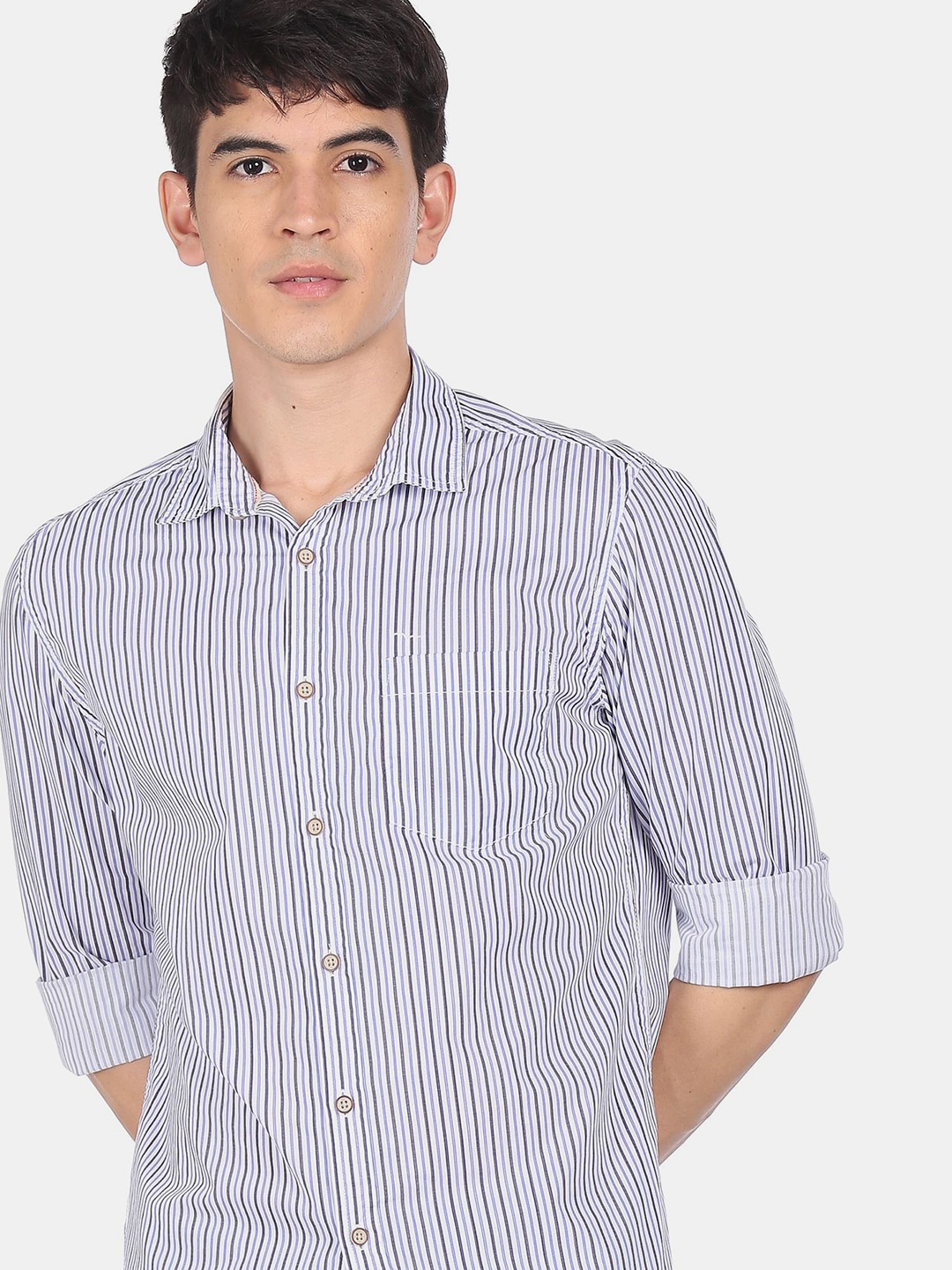 

Flying Machine Men White & Blue Regular Fit Striped Cotton Casual Shirt