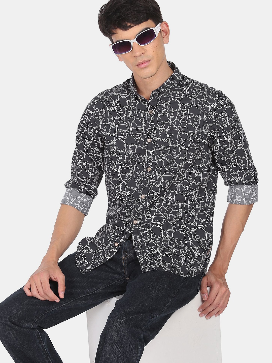 

Flying Machine Men Black Regular Fit Printed Casual Shirt