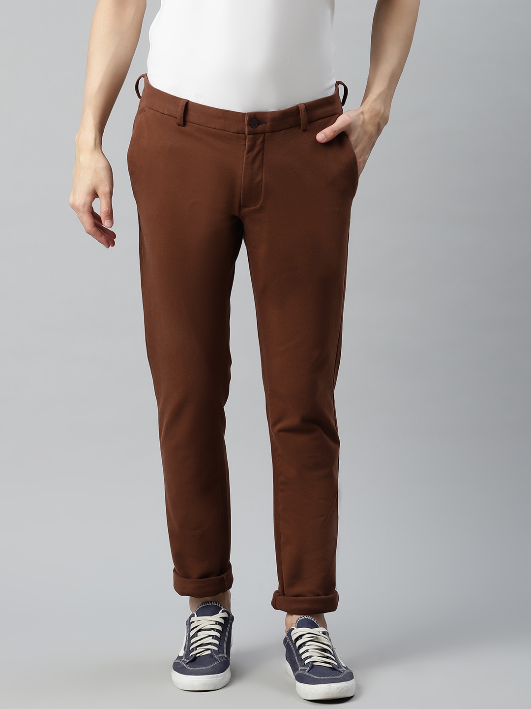 

Blackberrys Men Brown B 91 Narrow Fit Solid Regular Trousers