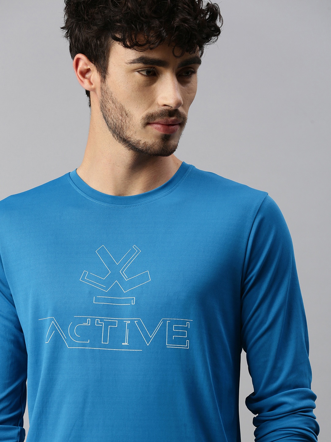 

WROGN ACTIVE Men Blue & White Brand Logo Printed Slim Fit T-shirt