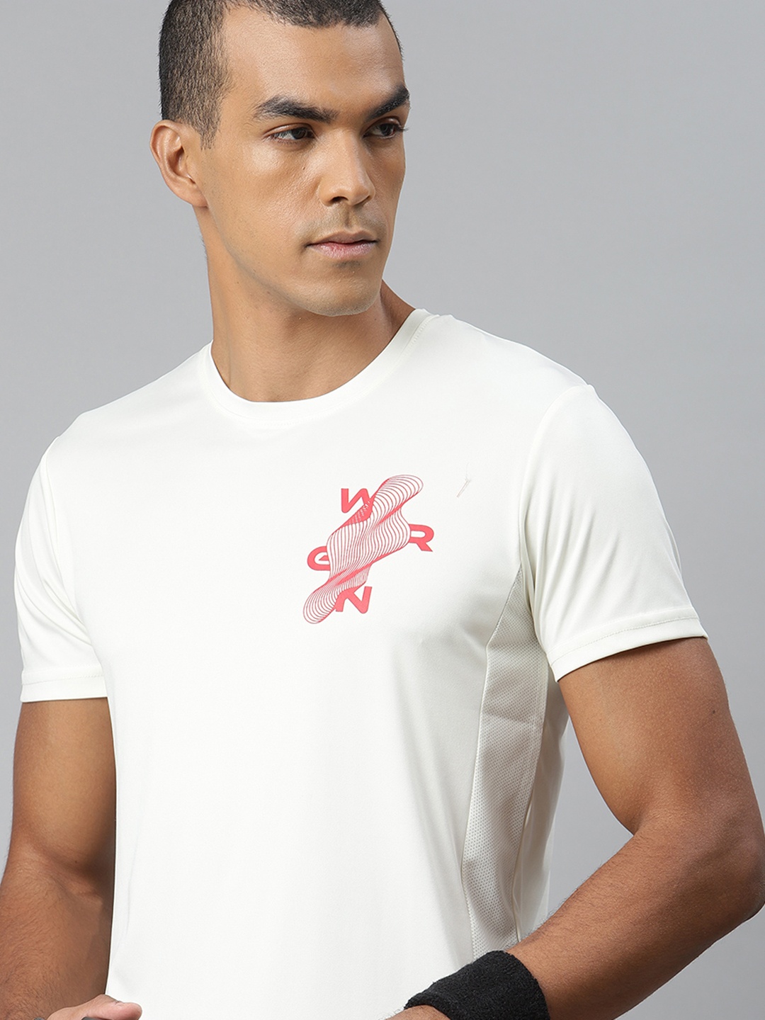 

WROGN ACTIVE Men White Solid Round Neck T-shirt