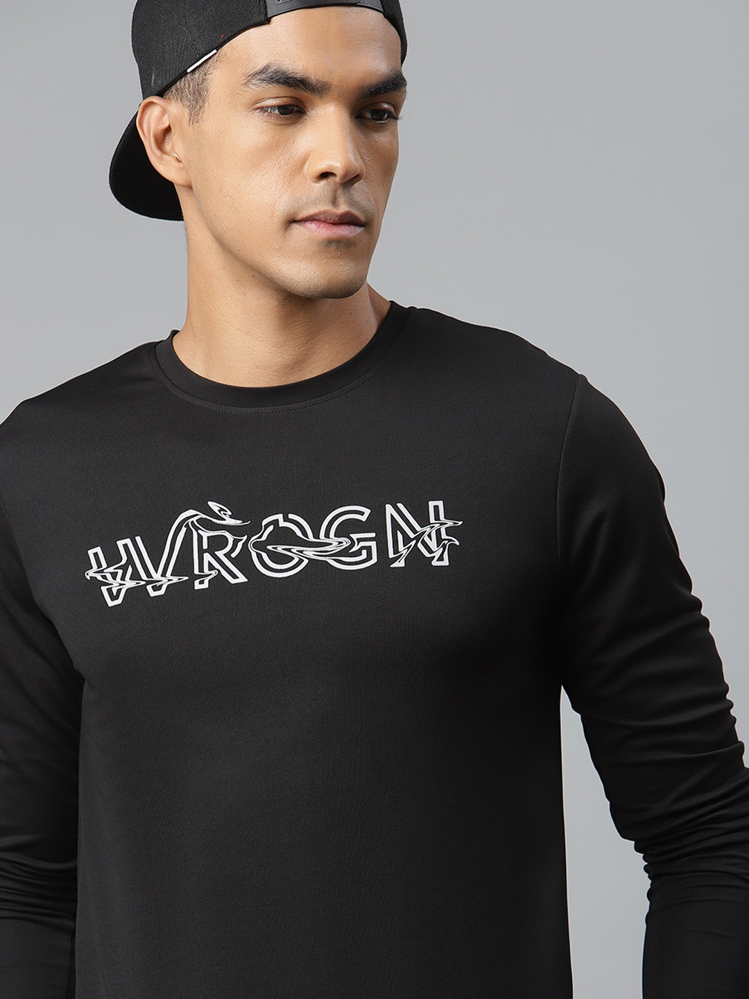 

WROGN ACTIVE Men Black Brand Logo Print Slim Fit Round Neck T-shirt