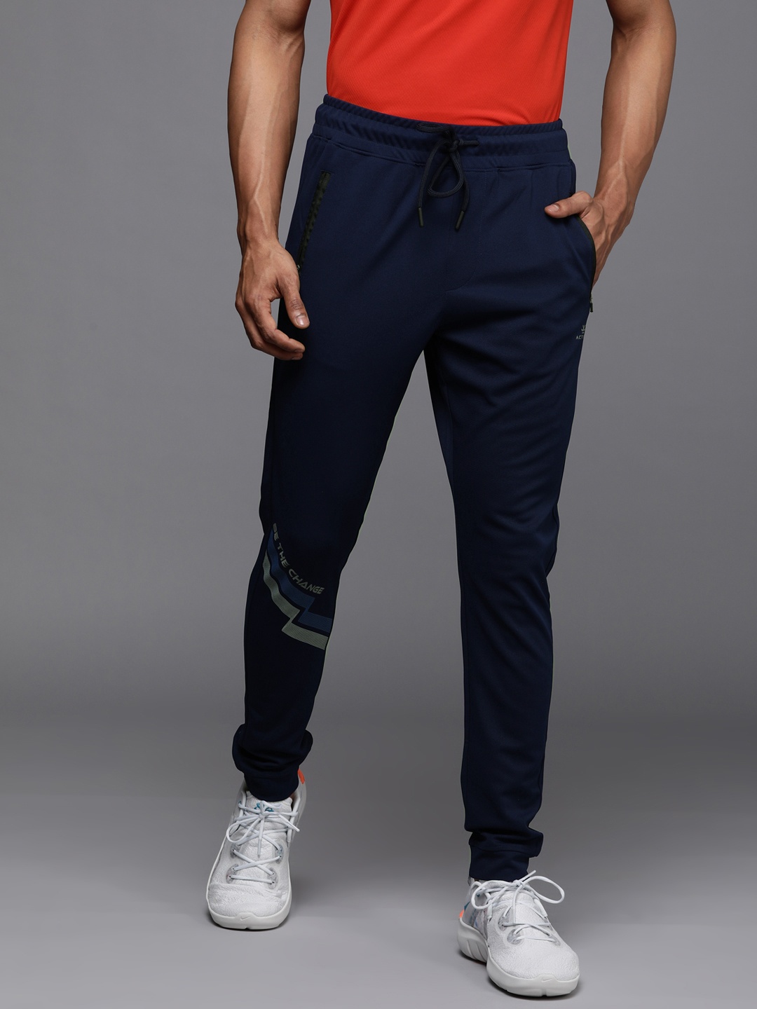 

WROGN ACTIVE Men Navy Solid Joggers, Navy blue