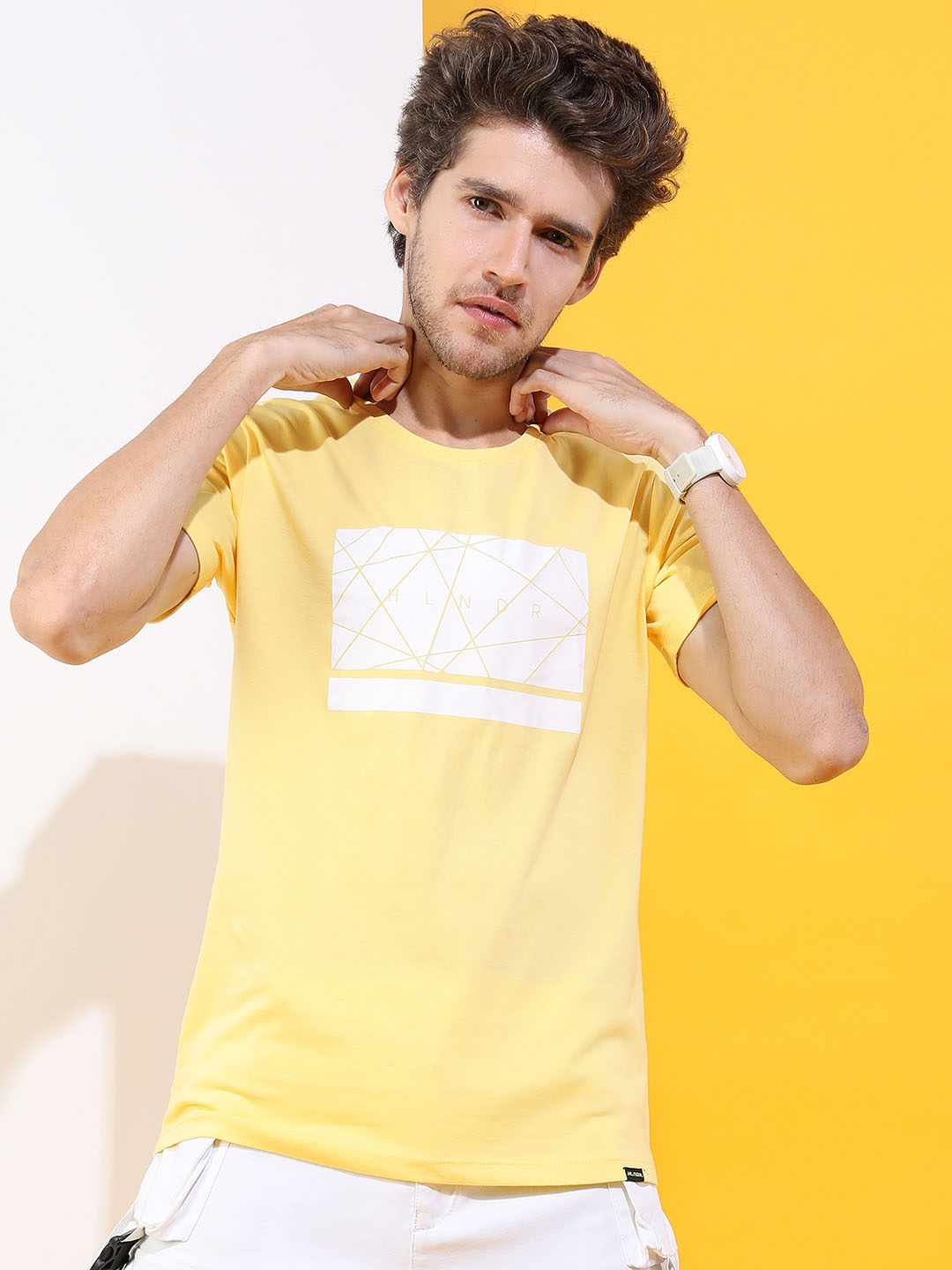 

HIGHLANDER Men Yellow Printed Round Neck T-shirt