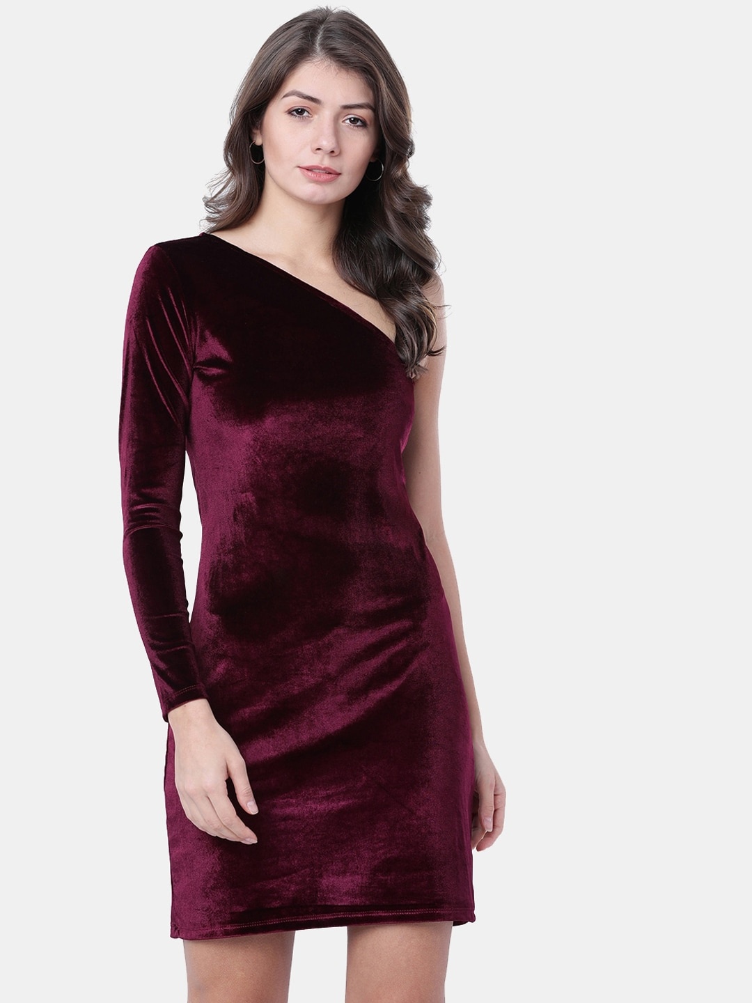 

Tokyo Talkies Women Burgundy Solid Velvet Sheath Dress