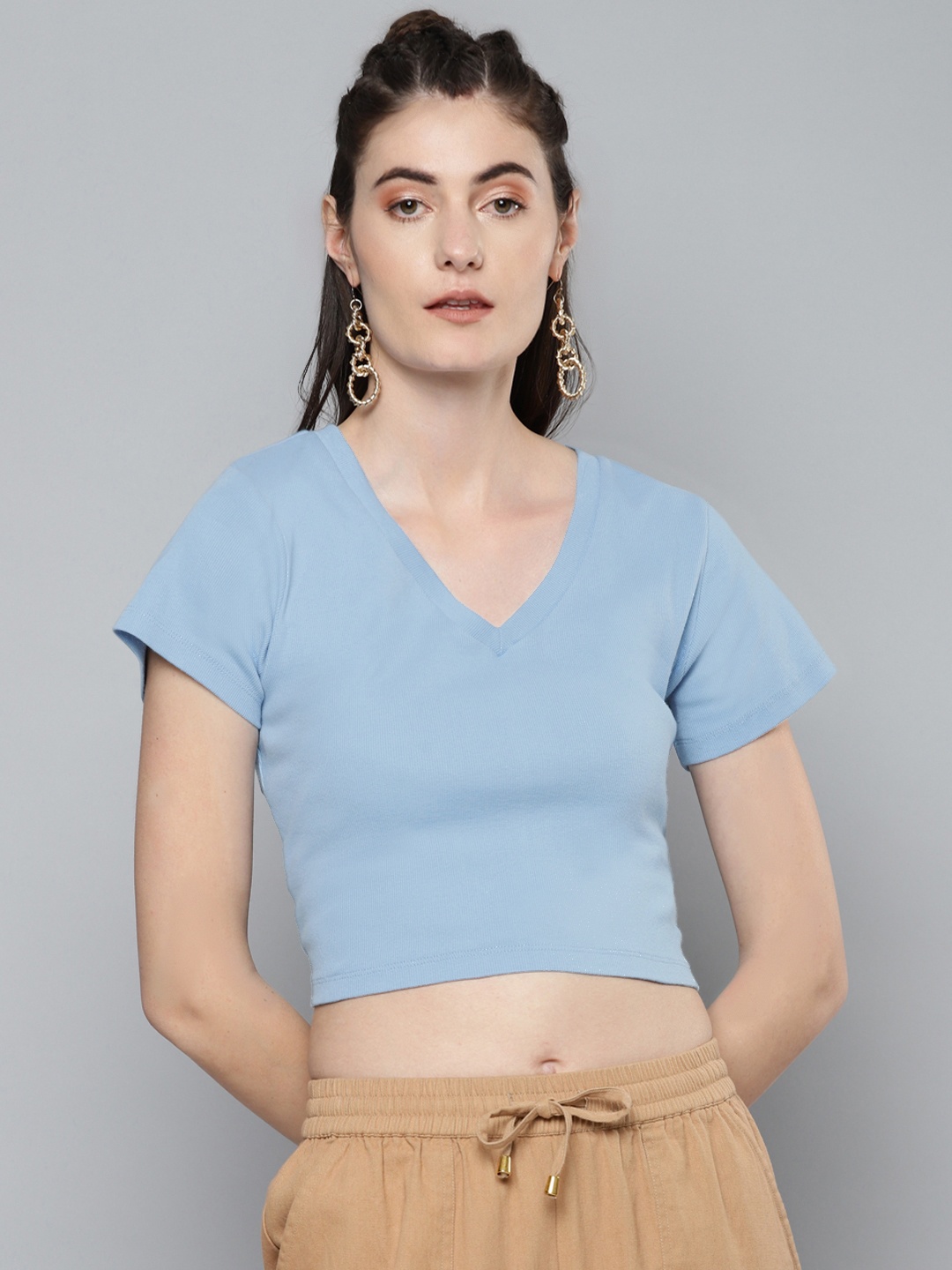 

SASSAFRAS Women Blue Ribbed V-Neck Crop T-shirt