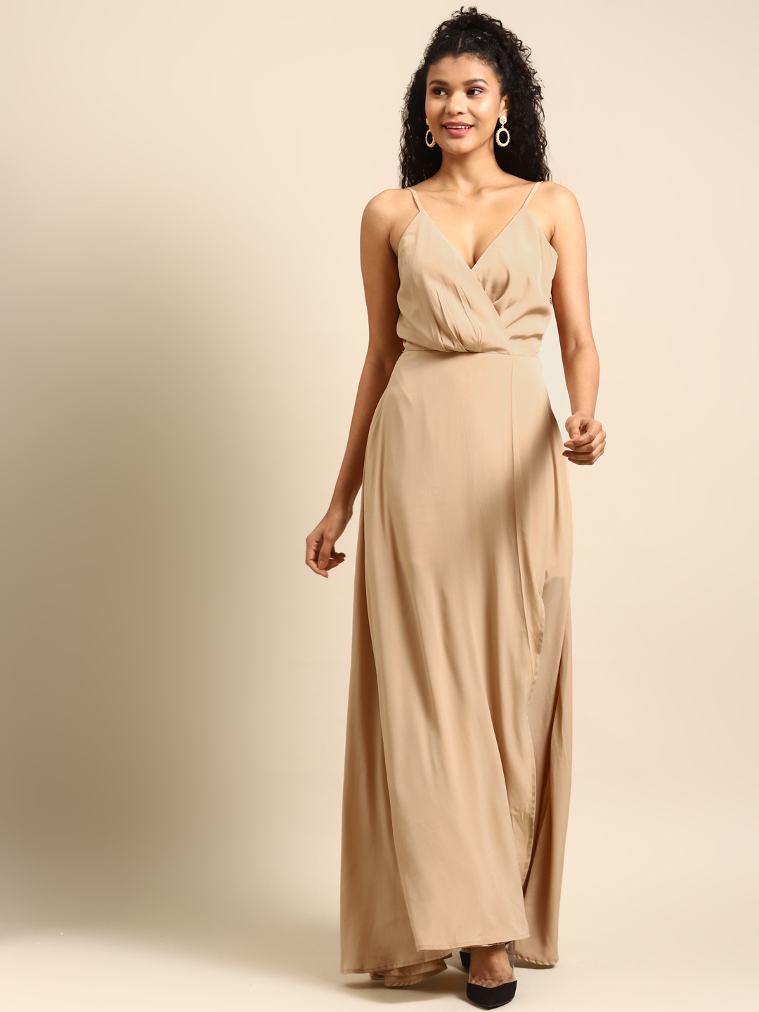 

DODO & MOA Women Beige Solid Maxi Dress