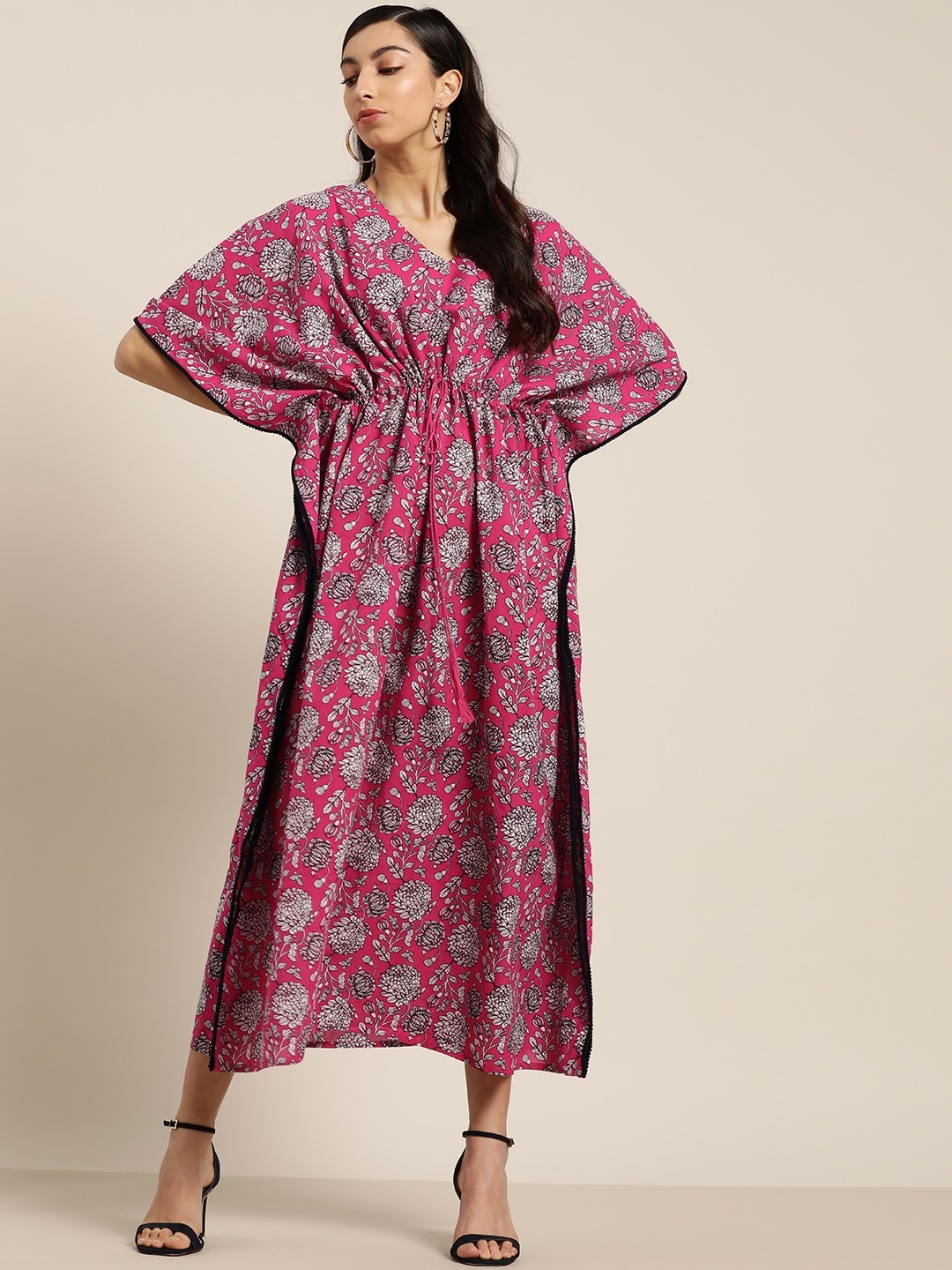 

Shae by SASSAFRAS Women Magenta & White Printed Pure Cotton Kaftan Dress