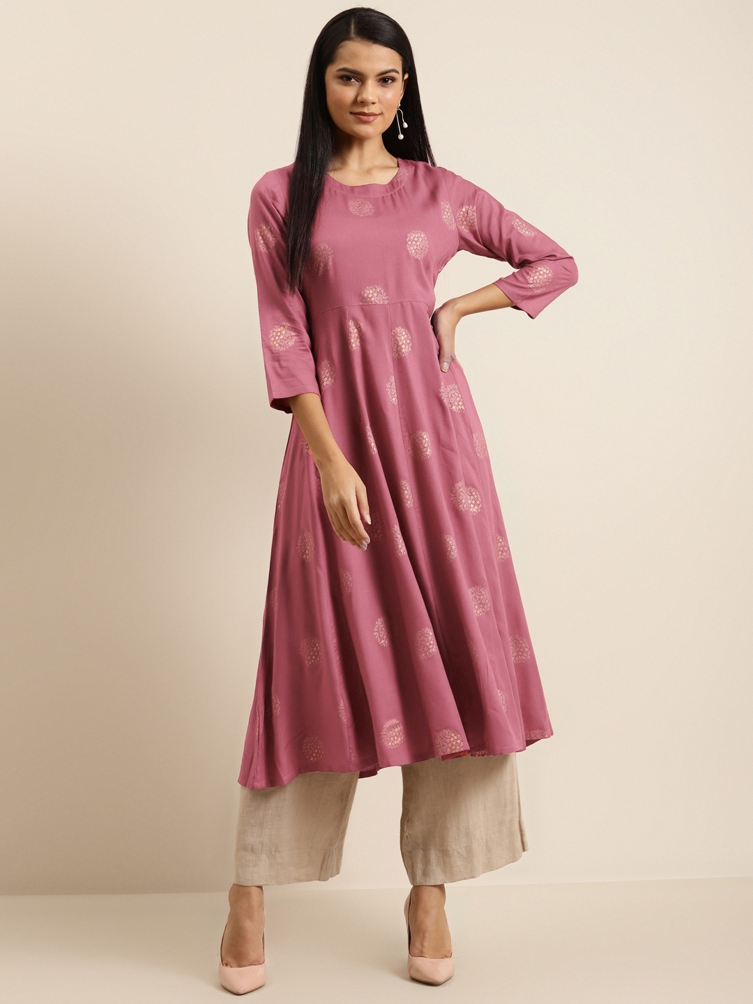 

Shae By Sassafras Women Pink & Golden Ethnic Motifs Printed Liva Anarkali Kurta