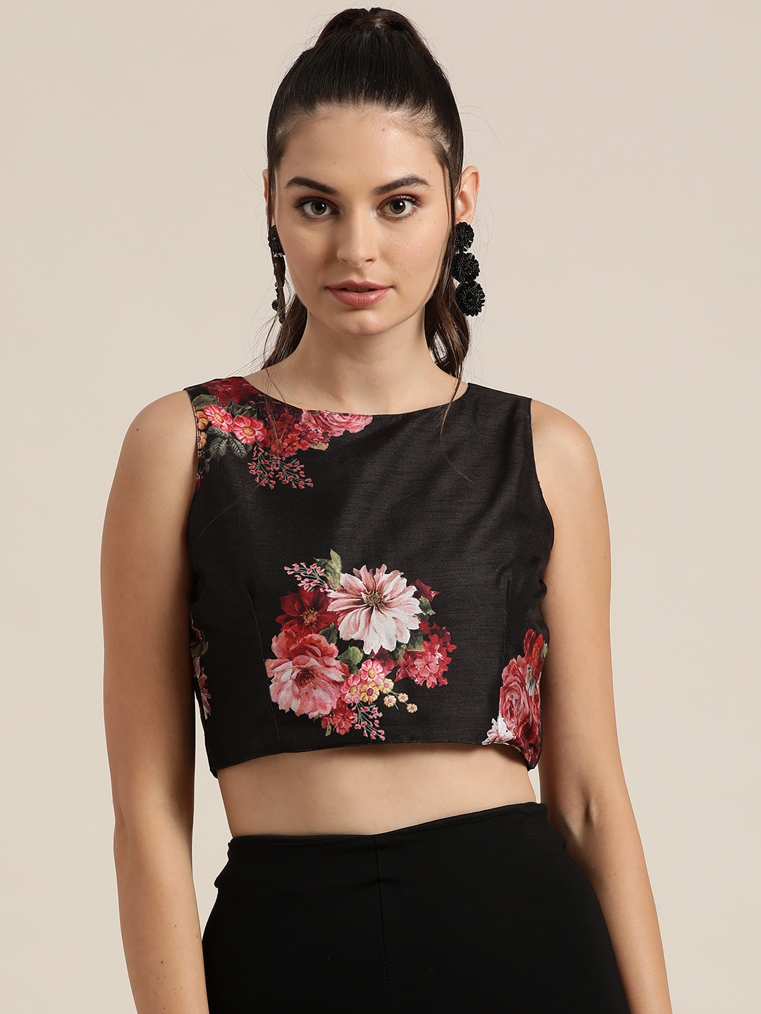 

Shae by SASSAFRAS Women Black Floral Printed Regular Crop Top