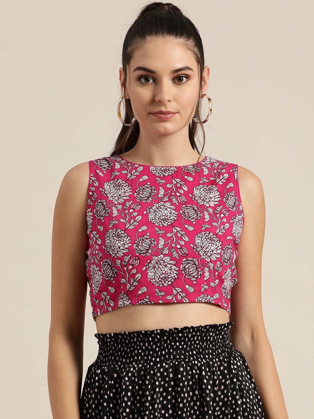 

Shae by SASSAFRAS Women Pink & Off White Printed Pure Cotton Regular Crop Top