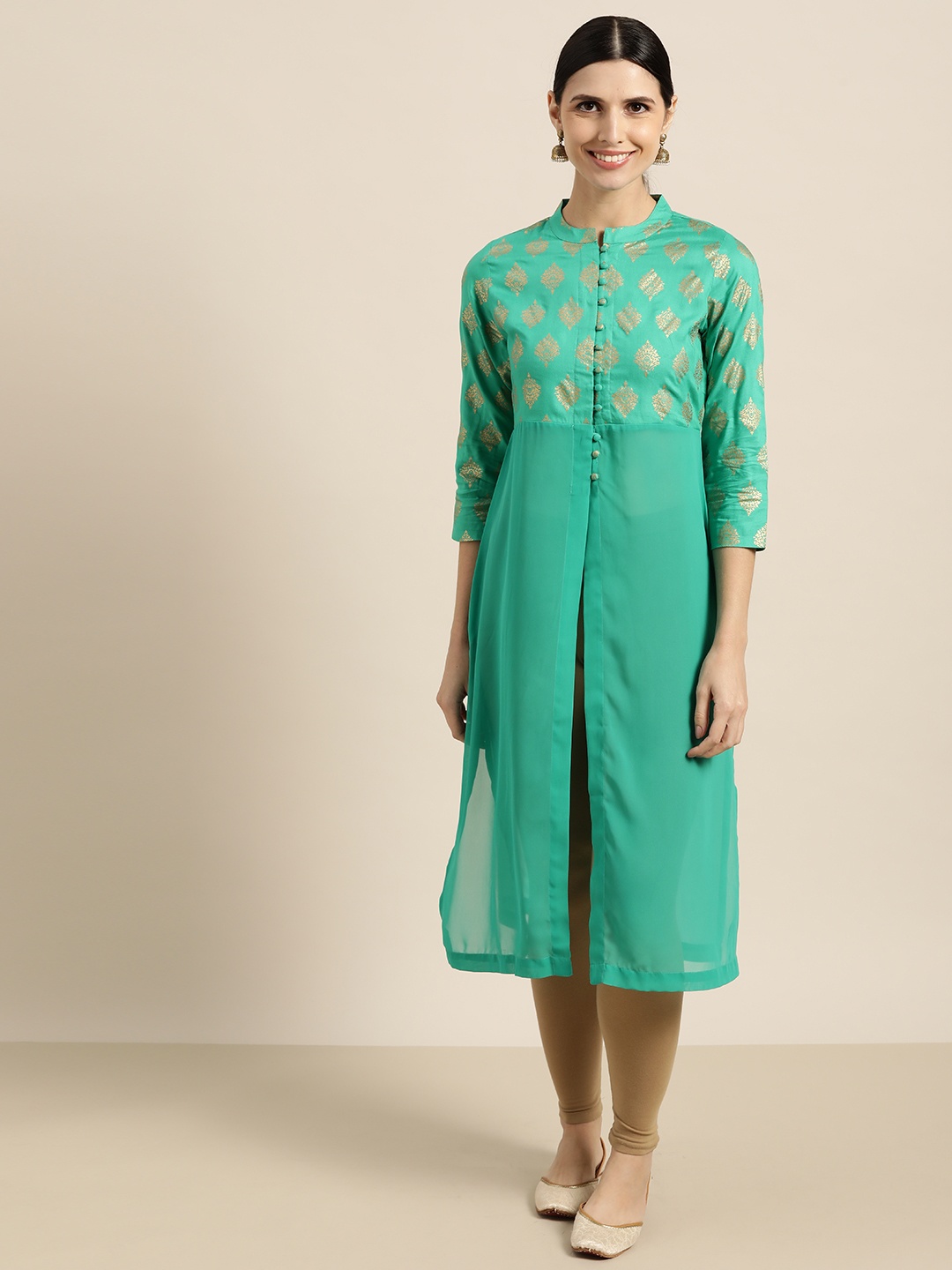 

Shae by SASSAFRAS Green & Golden Foil Print Panelled Liva A-Line Kurta