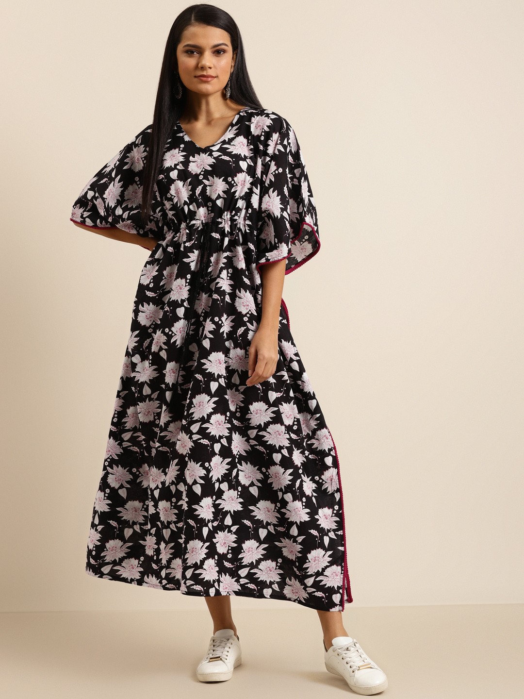 

Shae by SASSAFRAS Women Black & White Pure Cotton Floral Printed A-Line Dress