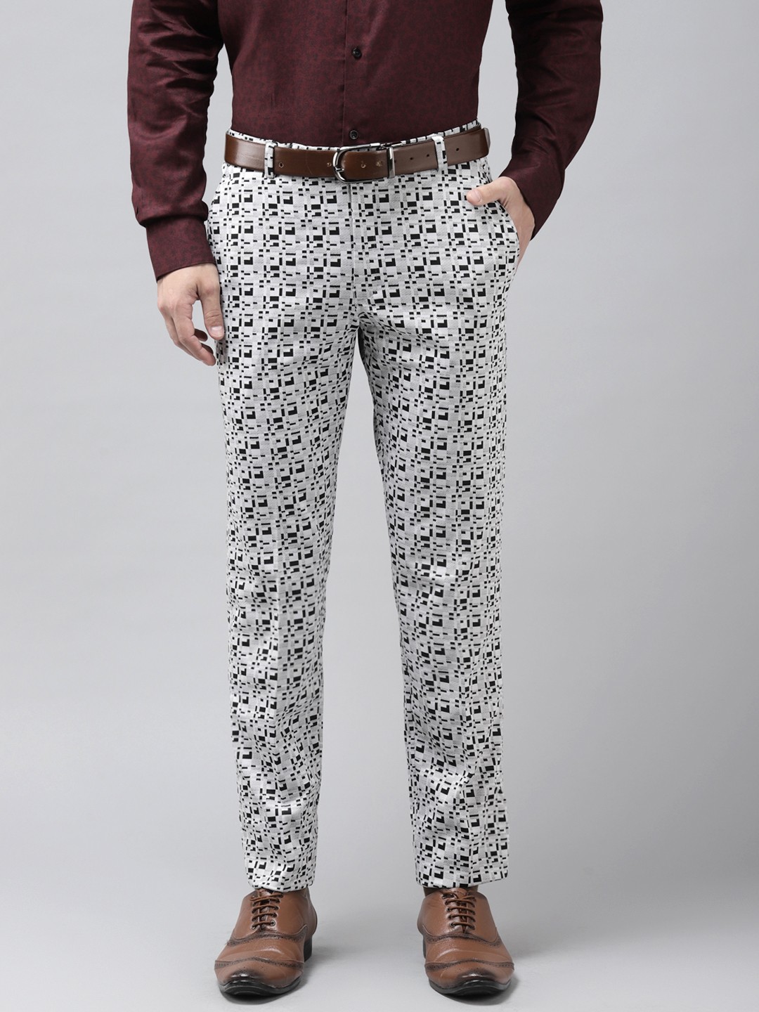 

Hangup Men Grey & Black Woven Design Regular Trousers