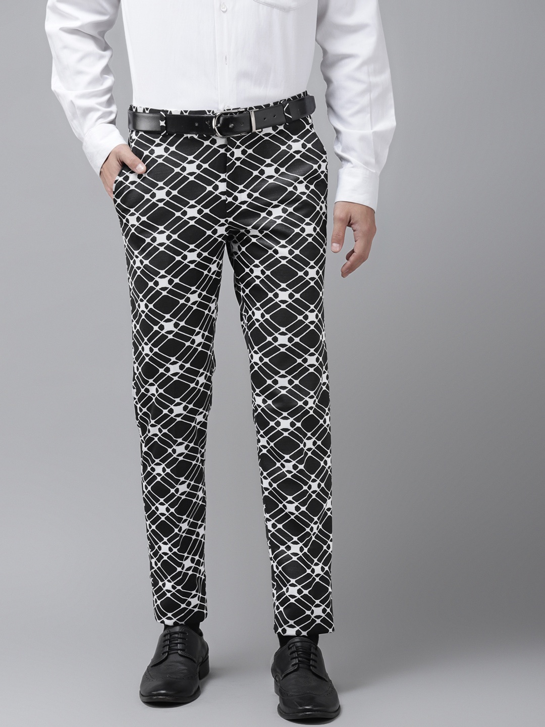 

Hangup Men Black & White Regular Fit Woven Design Regular Trousers